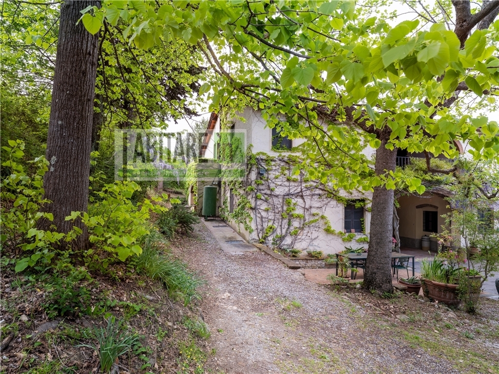 Colonica in vendita a Montespertoli zona Montagnana - anteprima 2